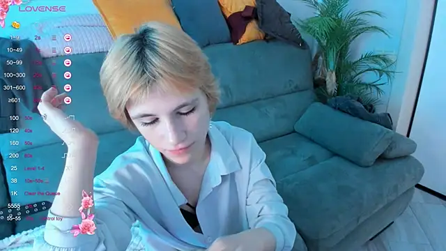 AutumnWhisper online show from 04-16-26, 09:39