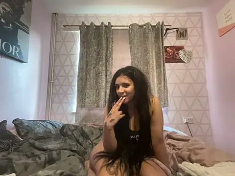 RavenNoirr online show from 04-04-26, 05:10