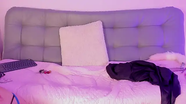 celeste sky0 online show from 03-27-26, 04:29