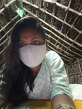 Tamil Hot Nisha online show from 05-17-26, 07:43