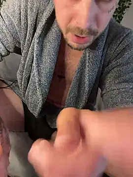 Piratee666 online show from 05-11-26, 07:25