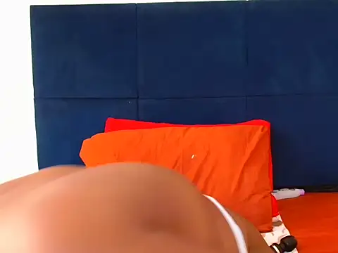 babyotria12 online show from 02-05-26, 07:57