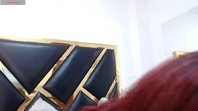 CarolRousee online show from 05-24-26, 07:19