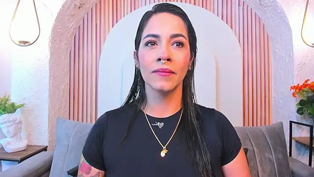 violet scott  online show from 05-25-26, 10:21