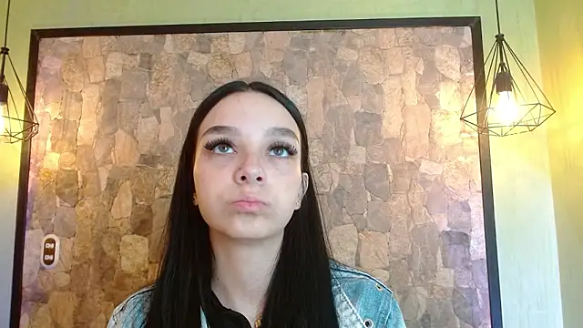 Elizabeth Ferrer online show from 03-21-26, 12:21