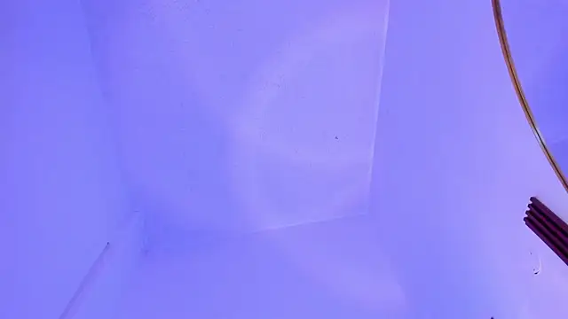 Snapshot of Issa-Lorens chatting on 02-18-26, 01:51 Issa-Lorens online show from 02-18-26, 01:51