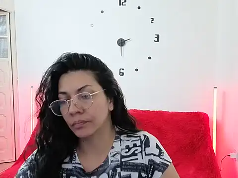 johana collins online show from 03-05-26, 06:48