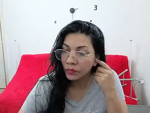 johana collins online show from 03-06-26, 01:51