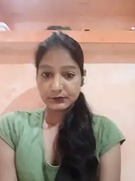 Snapshot of Ayesharani1 chatting on 06-12-26, 01:37 Ayesharani1 online show from 06-12-26, 01:37