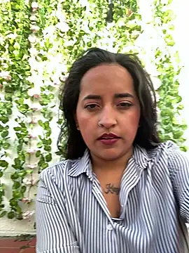 Annie Alicee online show from 03-04-26, 12:00