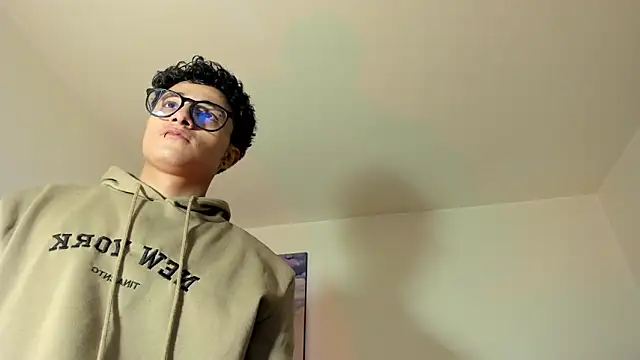 Adonibaskerville4 online show from 04-11-26, 01:48