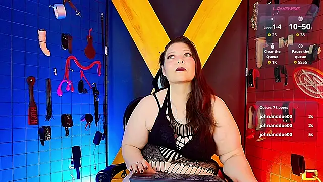 Judith Mature bdsm online show from 02-10-26, 03:32