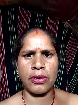 Hot kiran4 online show from 04-01-26, 01:41