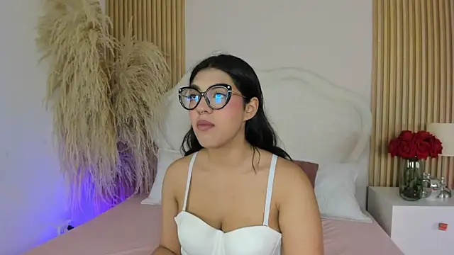 rebeca taylor online show from 04-09-26, 03:17