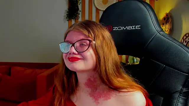 ChloeHalses online show from 05-29-26, 04:05