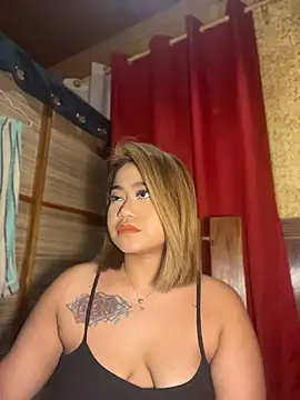 Snapshot of vien_pussy69 chatting on 07-16-26, 03:40 vien pussy69 online show from 07-16-26, 03:40