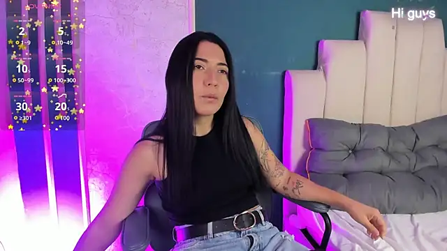 Adrienne   online show from 04-09-26, 09:09