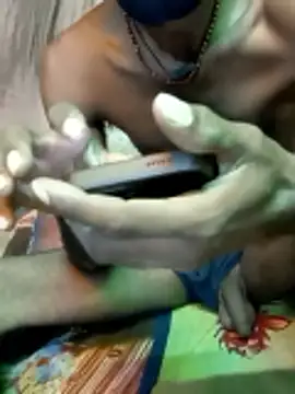 Snapshot of diwana475 chatting on 05-28-26, 04:37 diwana475 online show from 05-28-26, 04:37