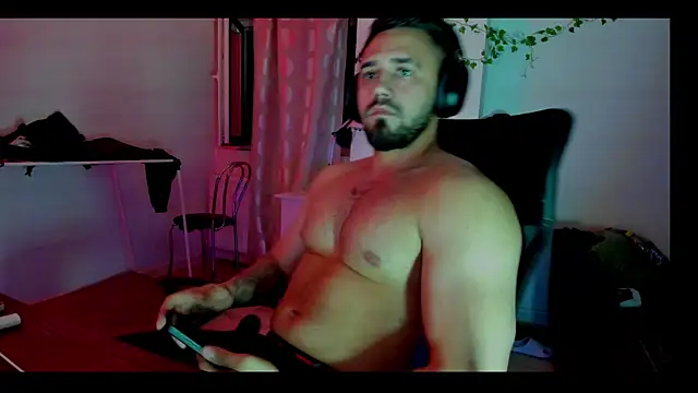 RaulMaxel online show from 04-28-26, 12:09