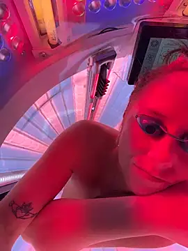 mooviebaby online show from 03-27-26, 05:56