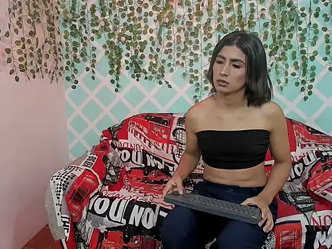 Dapnhe hot2006 online show from 04-18-26, 12:20