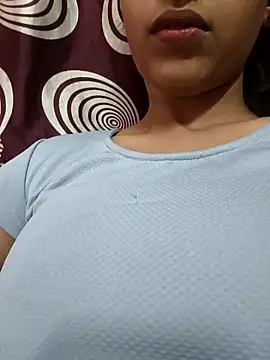komalsharma99 online show from 05-07-26, 05:02