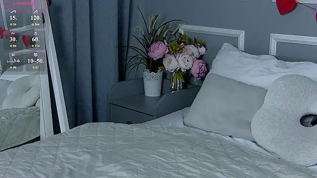 Snapshot of AngelaCox chatting on 06-22-26, 06:10 AngelaCox online show from 06-22-26, 06:10