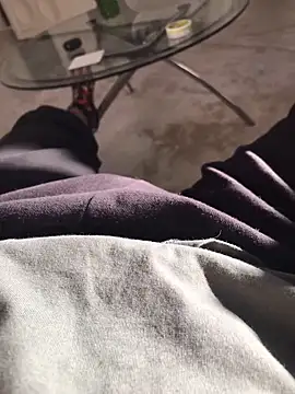 Tommyzzzzzz online show from 09-28-25, 02:55