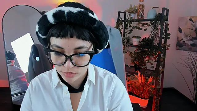 NeoGeisha online show from 05-11-26, 04:04