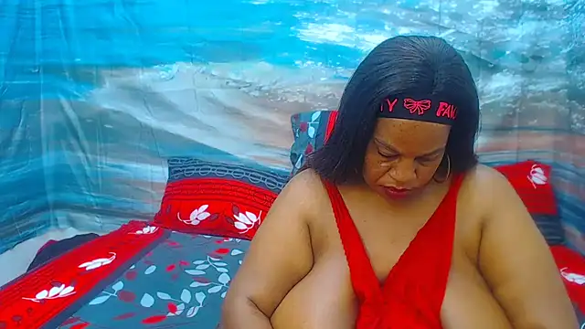 MatureTemptress online show from 05-30-26, 02:41