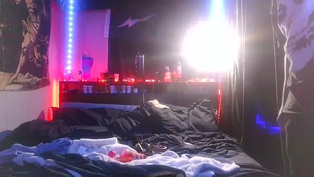 Xo Nichole Xo online show from 04-24-26, 03:42