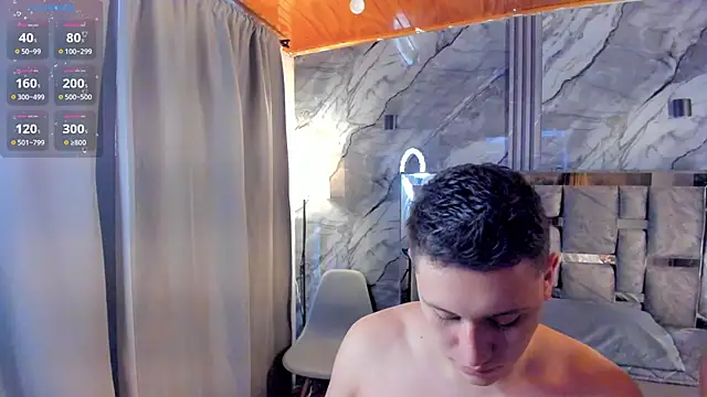 Snapshot of Manson_and_Zoe chatting on 03-05-26, 11:28 Manson and Zoe online show from 03-05-26, 11:28