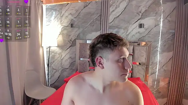 Snapshot of Manson_and_Zoe chatting on 04-12-26, 11:37 Manson and Zoe online show from 04-12-26, 11:37