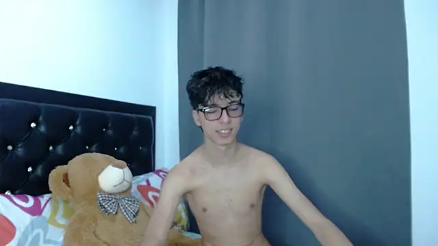 gabriel x18 online show from 04-16-26, 09:04