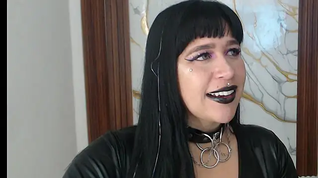 Snapshot of valen_ros chatting on 04-12-26, 10:31 valen ros online show from 04-12-26, 10:31