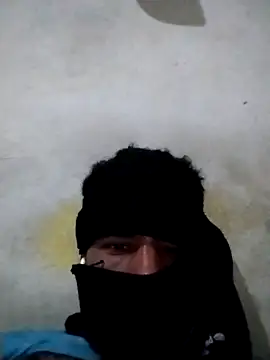 Snapshot of UnsureSlide chatting on 03-26-26, 02:39 UnsureSlide online show from 03-26-26, 02:39