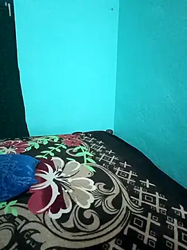 Snapshot of Tamilkannadacouple chatting on 03-19-26, 05:28 Tamilkannadacouple online show from 03-19-26, 05:28