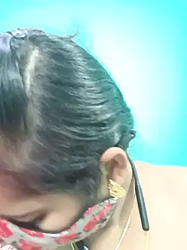 Snapshot of Tamilkannadacouple chatting on 03-25-26, 06:30 Tamilkannadacouple online show from 03-25-26, 06:30