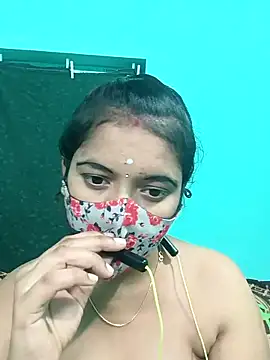 Snapshot of Tamilkannadacouple chatting on 03-26-26, 05:40 Tamilkannadacouple online show from 03-26-26, 05:40