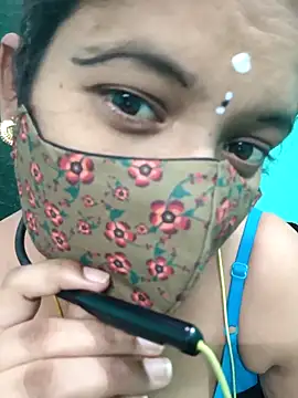 Snapshot of Tamilkannadacouple chatting on 04-04-26, 05:38 Tamilkannadacouple online show from 04-04-26, 05:38