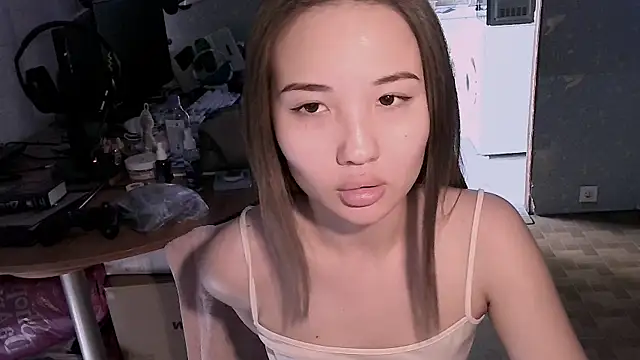 Hazel 4 U online show from 05-02-26, 08:52