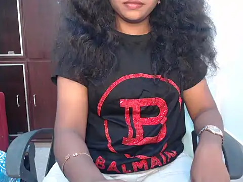 VixenNandhu online show from 04-14-26, 04:13