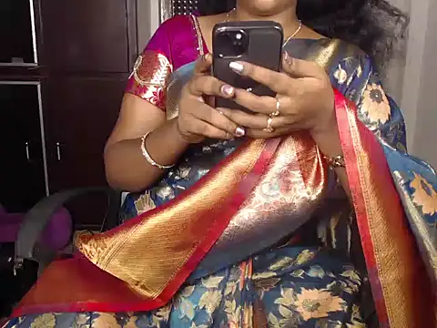 VixenNandhu online show from 07-30-26, 07:51