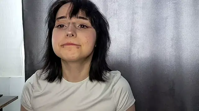 Snapshot of PureSofia chatting on 03-19-26, 01:15 PureSofia online show from 03-19-26, 01:15