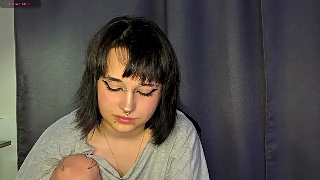 Snapshot of PureSofia chatting on 04-08-26, 07:36 PureSofia online show from 04-08-26, 07:36