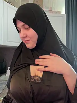 Snapshot of BunnyMelon chatting on 04-12-26, 01:27 BunnyMelon online show from 04-12-26, 01:27