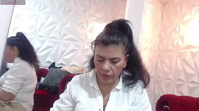 jennifer 0717 online show from 04-11-26, 12:26