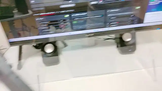 Sana 37  online show from 04-24-26, 01:24