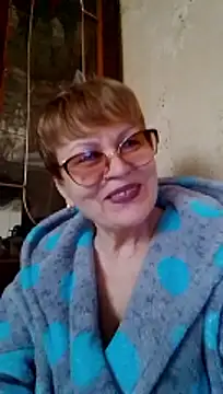 Snapshot of SophieBurns chatting on 04-19-26, 09:52 SophieBurns online show from 04-19-26, 09:52