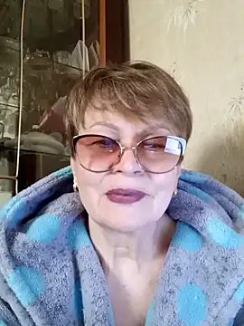 Snapshot of SophieBurns chatting on 04-30-26, 09:37 SophieBurns online show from 04-30-26, 09:37